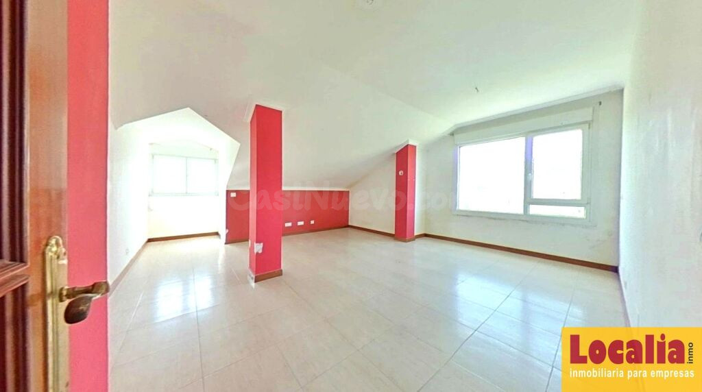 Atractivo piso en venta en Beranga. - foto 3