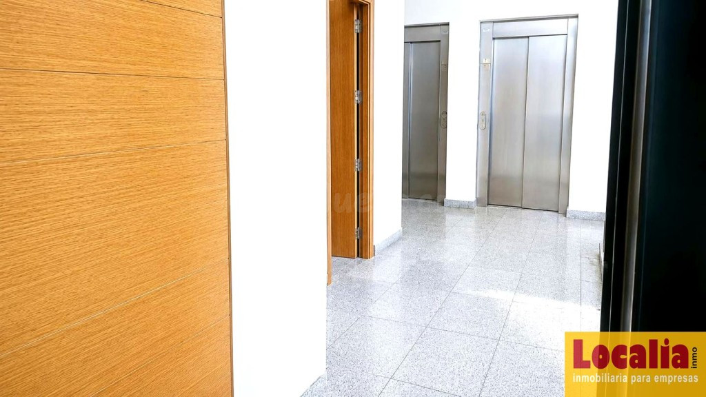 Edificio Empresarial en Venta en Zaragoza - foto 5