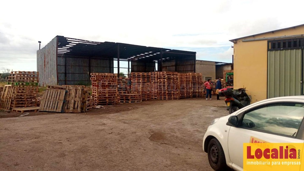 Suelo industrial con naves en alquiler, Santander - foto 4