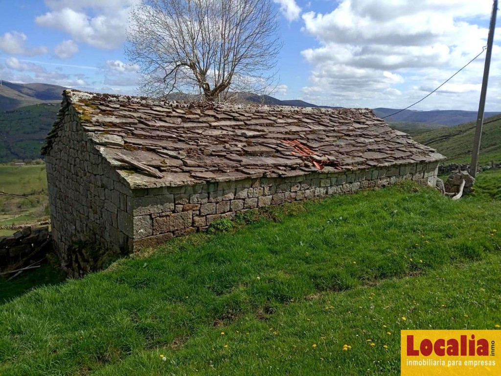 Cabaña pasiega con amplio terreno, San Pedro Romeral - foto 2