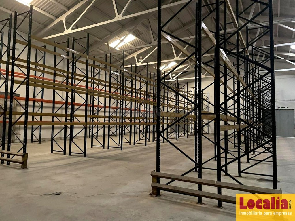 Nave industrial de 500 m2 en alquiler en Hoznayo - foto 9