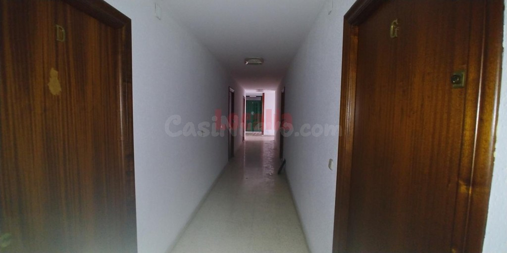 Edificio comercial y de oficinas en venta, Santander - foto 12
