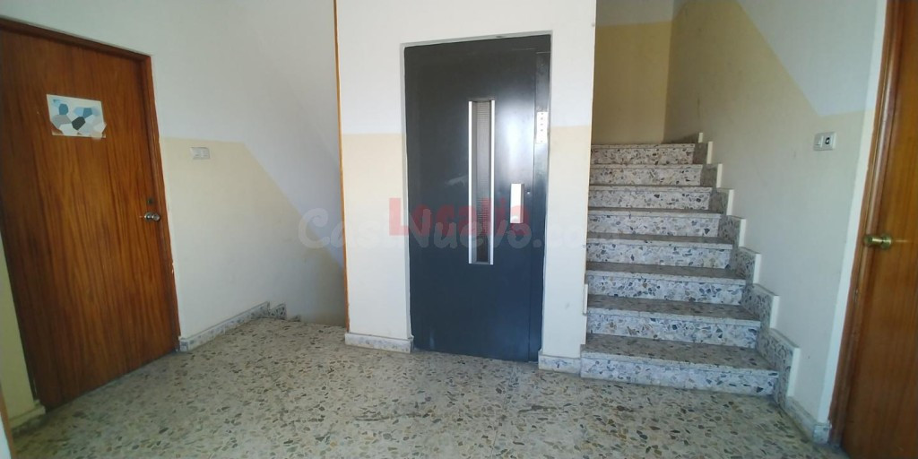 Edificio comercial y de oficinas en venta, Santander - foto 15