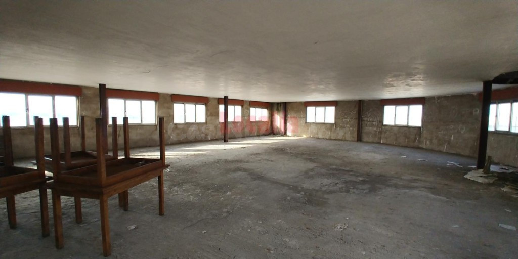 Edificio comercial y de oficinas en venta, Santander - foto 6