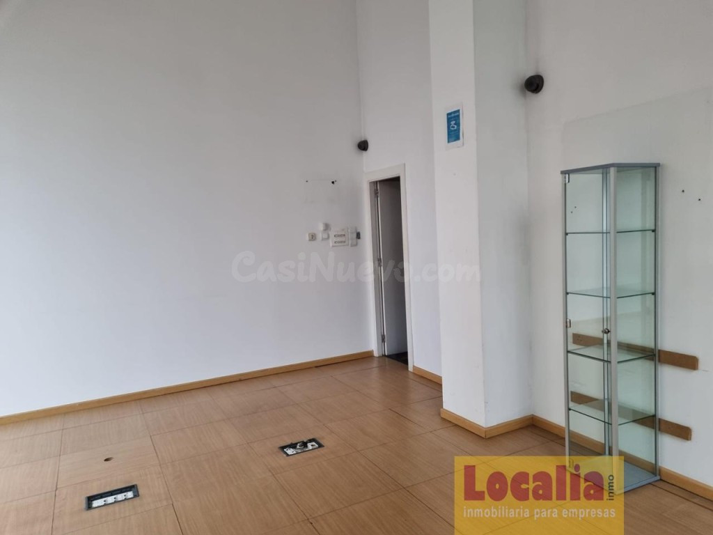 Oficina muy bien ubicada en Torrelavega - foto 16