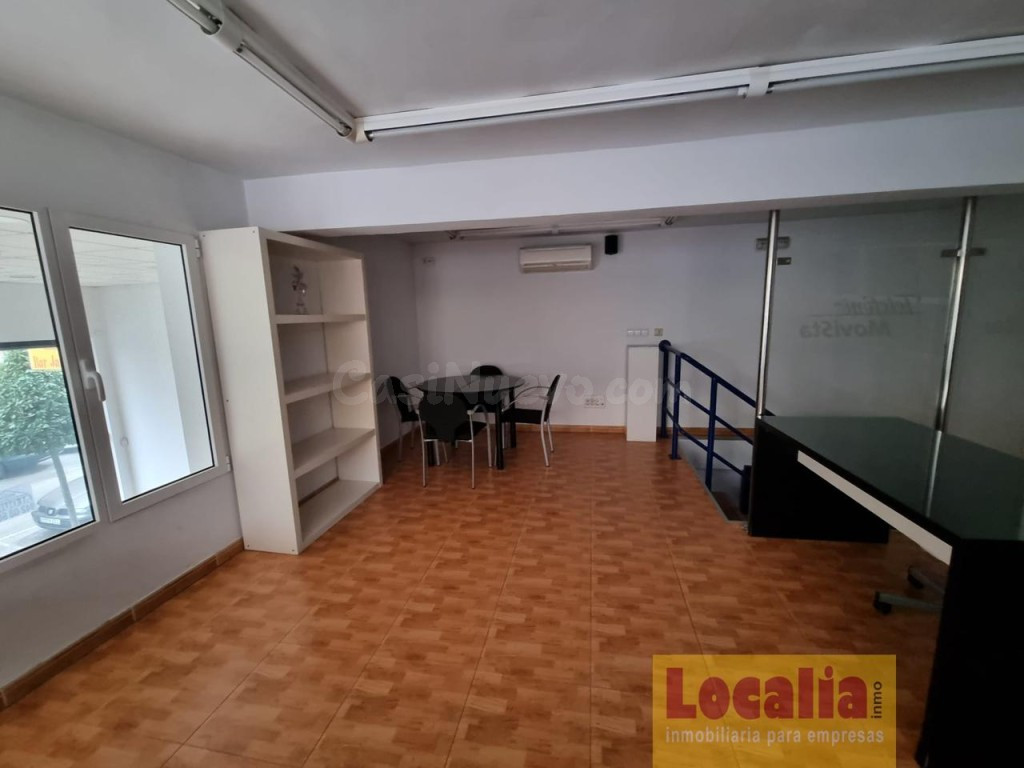 Oficina muy bien ubicada en Torrelavega - foto 8