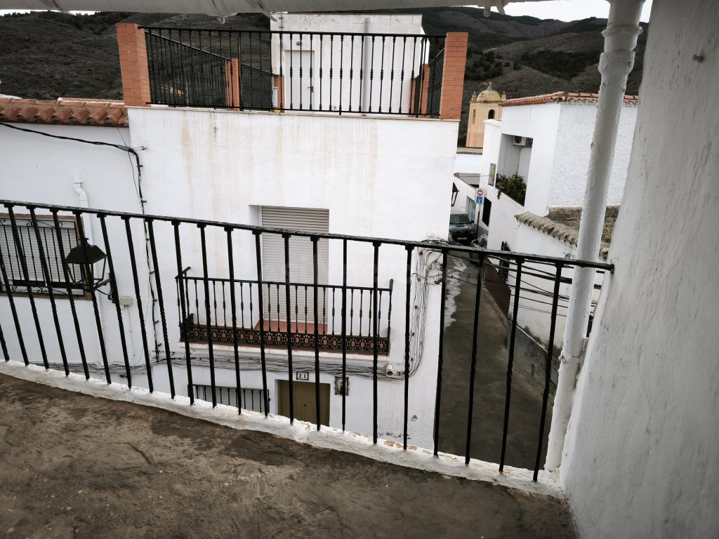 Casa de pueblo en Venta en Nacimiento Almería - foto 3