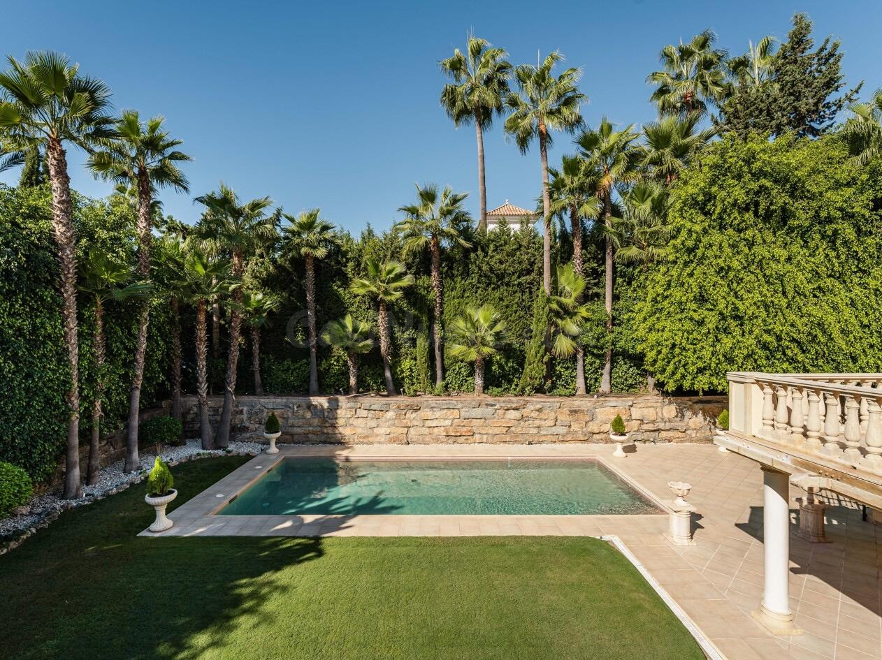 VILLA DE LUJO EN NUEVA ANDALUCIA, MARBELLA - foto 5