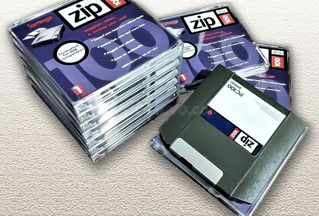 Lote de disquetes Iomega ZIP 100 MB en Zaragoza