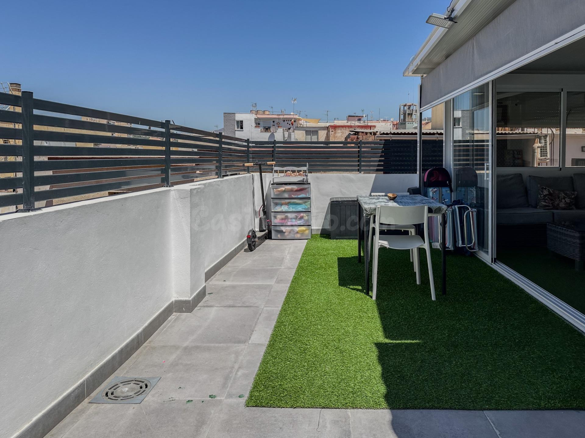 Casa, Nueva, reformada, cerca del centro con gran terraza en - foto 3