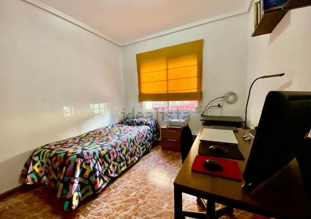 Piso 2 habitaciones 65m² en alquiler - El Cabanyal-El Canyam - foto 4