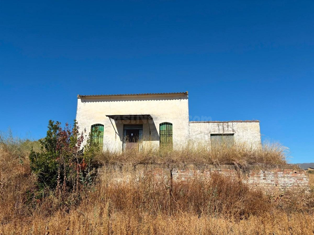 Finca de recreo con agua abundante