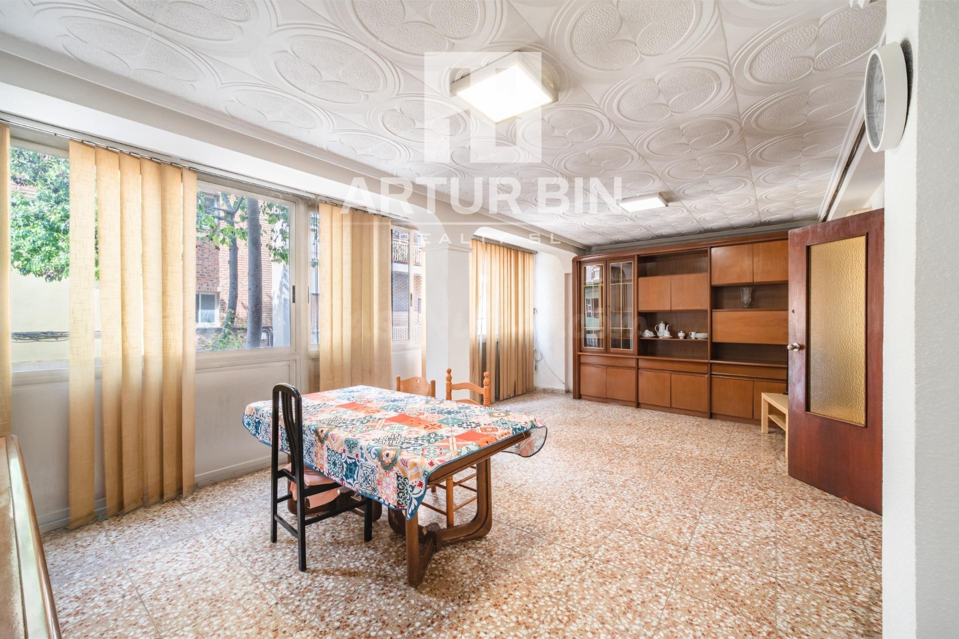Piso 4 habitaciones 140m² en venta - El Mercado