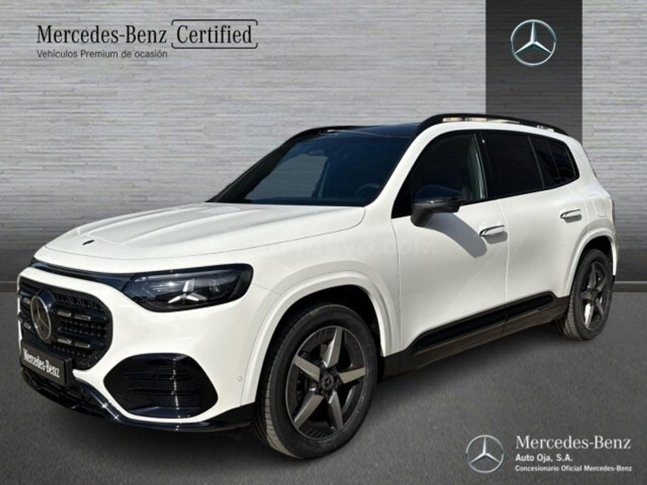 Mercedes GLB 200 con tecnologia hibrida