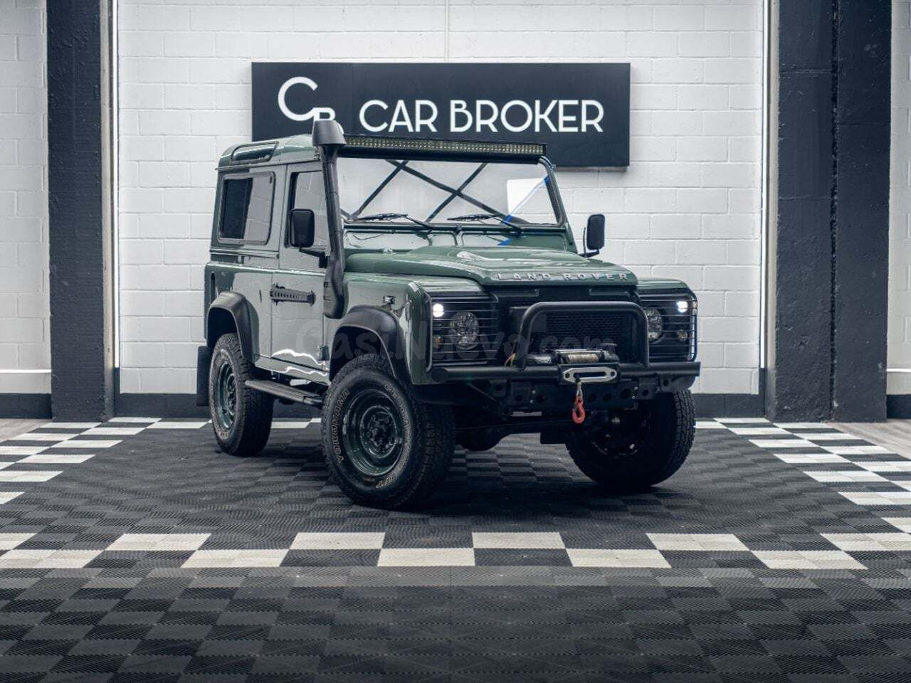 Land-Rover Defender 90 Hard Top E