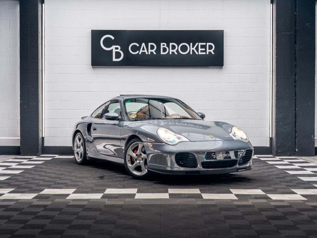 Porsche 911 TURBO