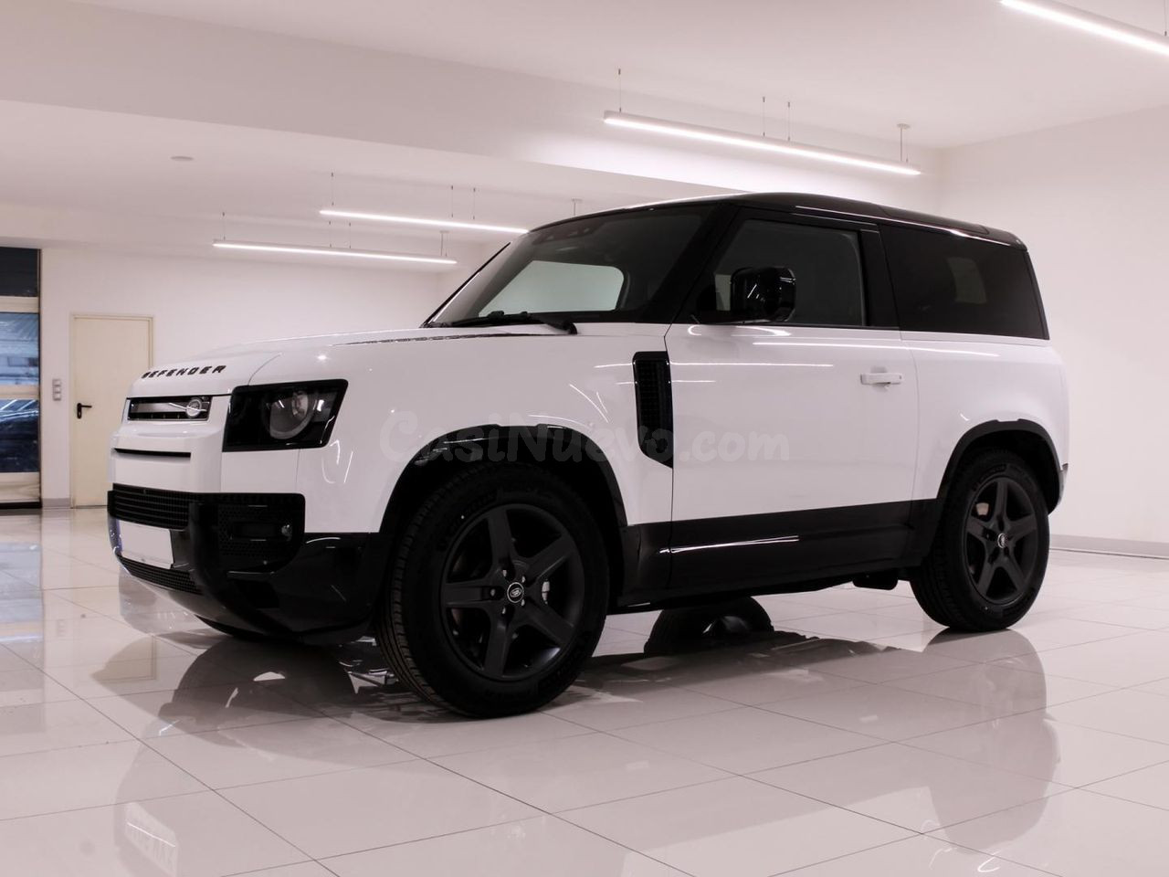 Land Rover Defender 3.0 D250 MHEV X DYNAMIC SE 90 AUTO 4W 249 3P