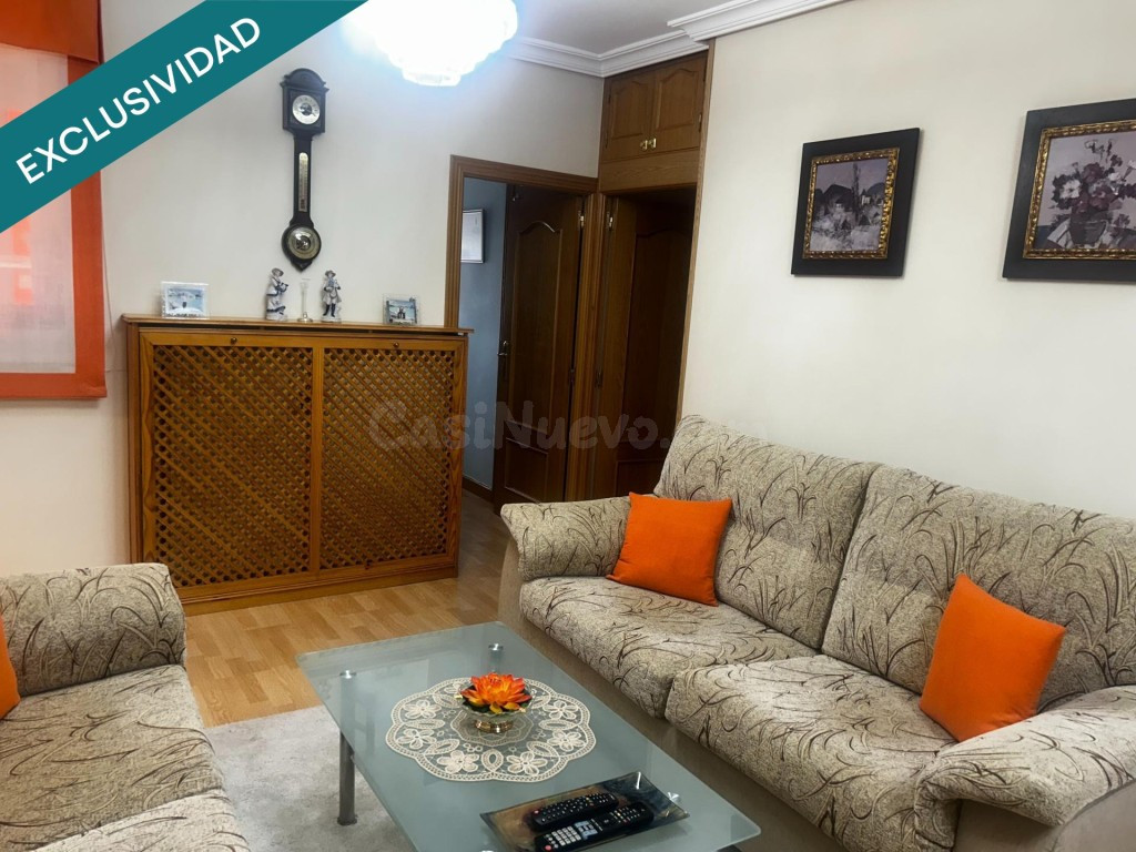 Exclusiva vivienda totalmente reformada y amueblada en Plaza - foto 2