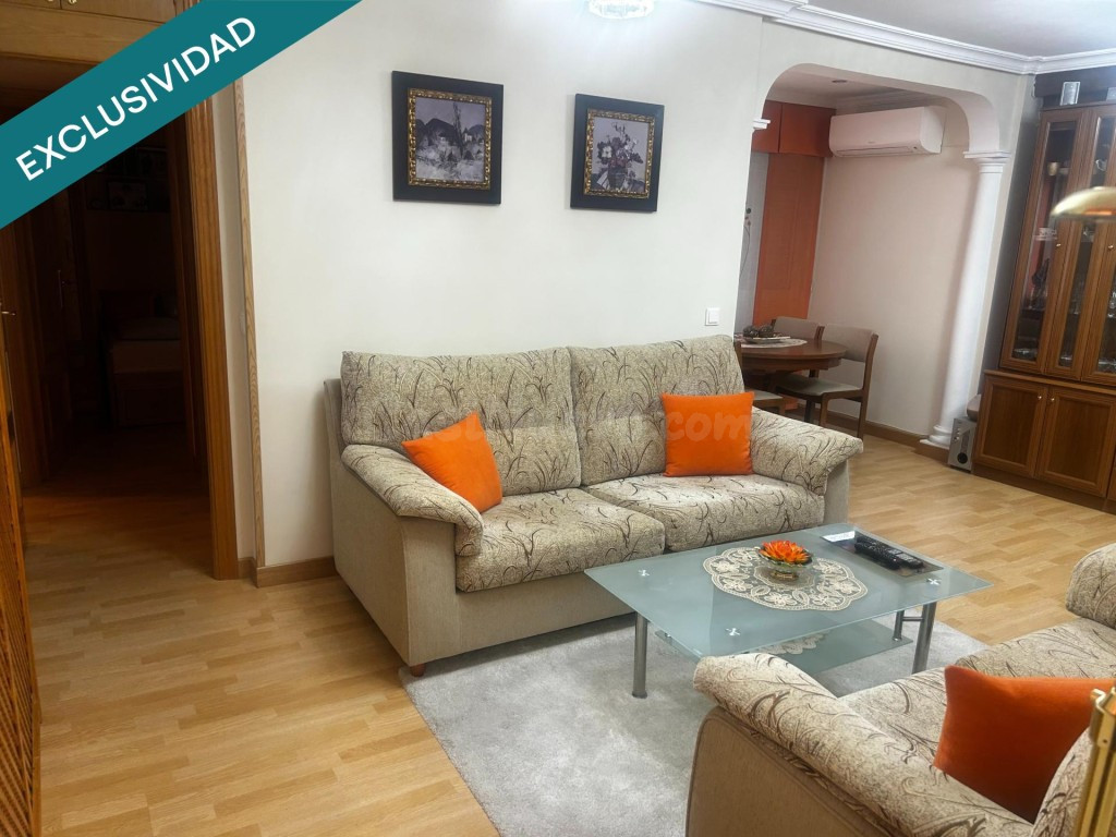 Exclusiva vivienda totalmente reformada y amueblada en Plaza - foto 3