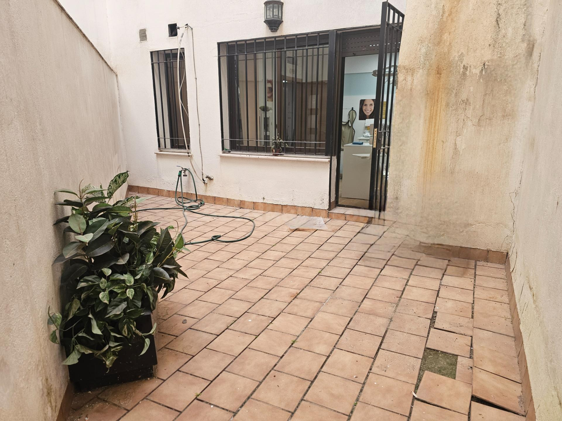 GRAN OPORTUNIDAD DE INVERSIÓN EN AVDA. DE LAS OLLERÍAS! LOCA - foto 15