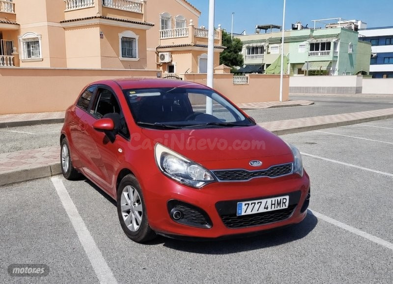 Kia Rio - foto 2