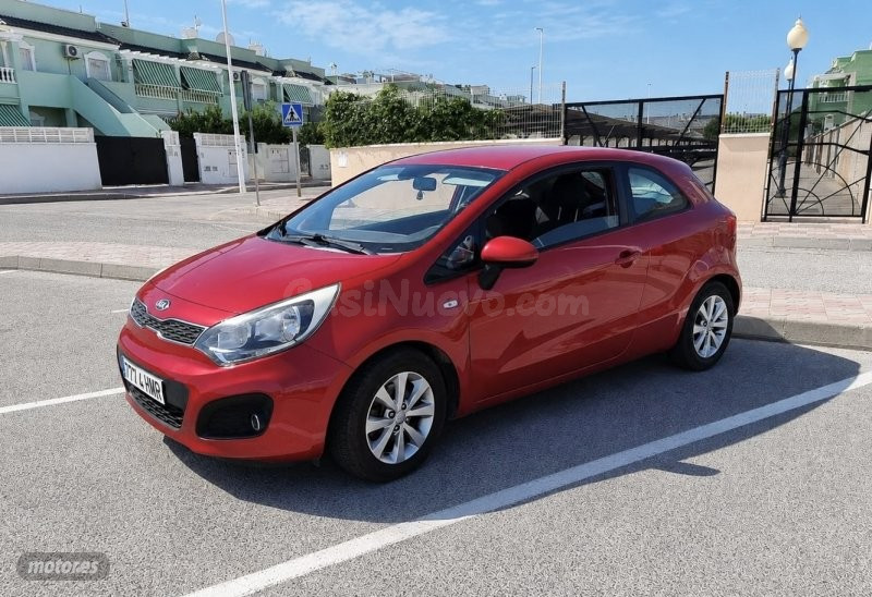 Kia Rio - foto 3