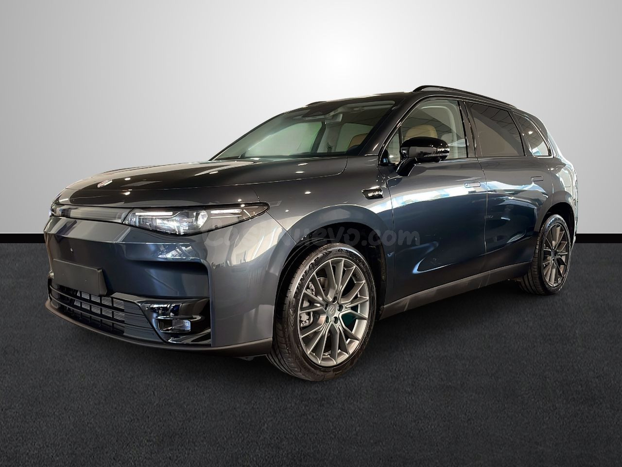 Leapmotor C10 1.5 EREV 28.4 KWH DESIGN