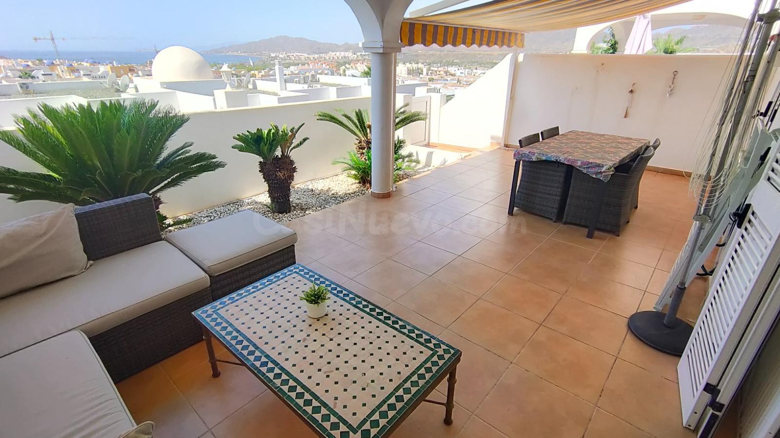 APARTAMENTO EN PLANTA BAJA CON ESPECTACULARES VISTAS AL MAR  - foto 2