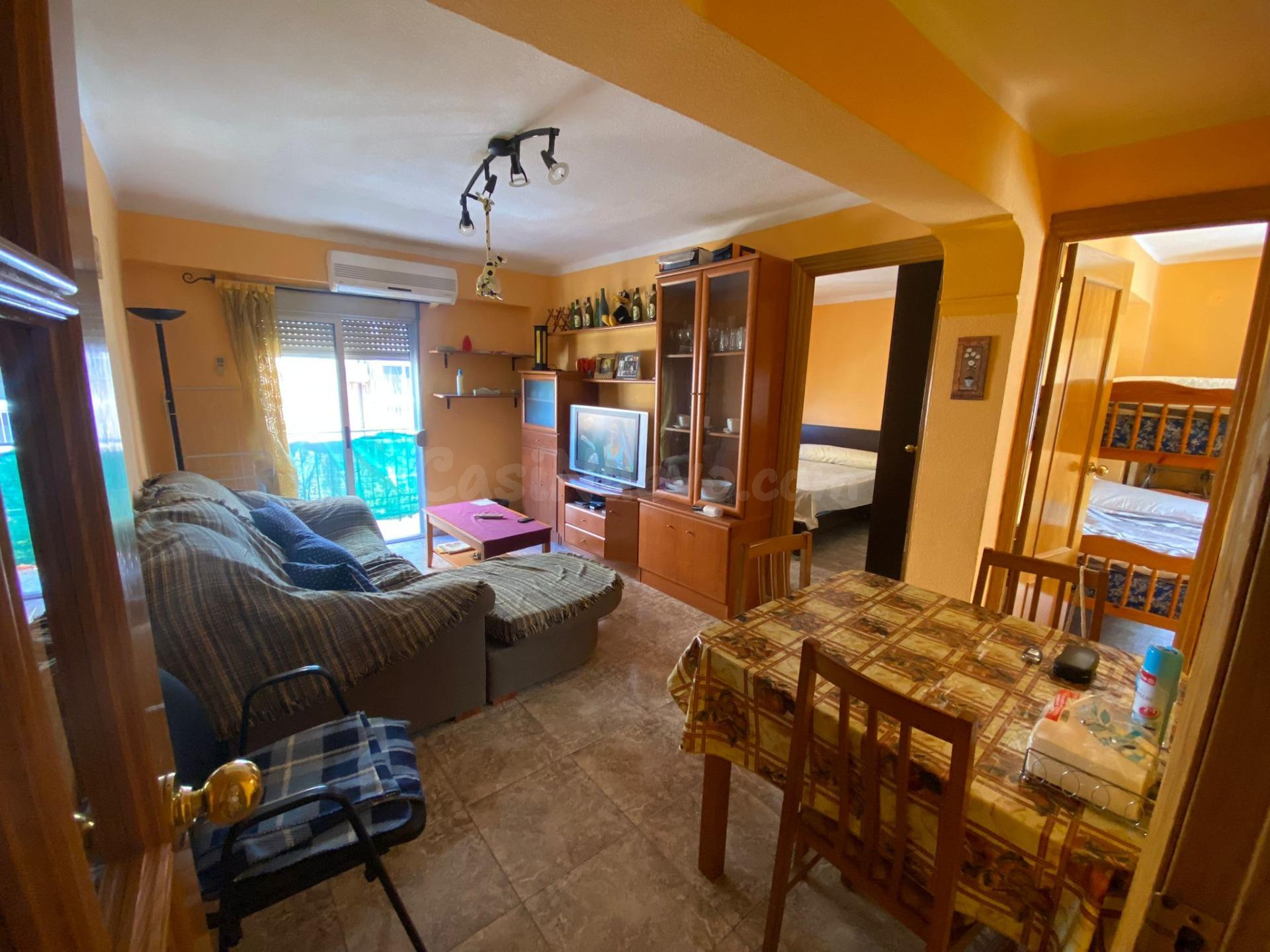 ¡Oportunidad Única en La Chana! Piso de 2 Dormitorios en Calle Arzobispo Guerrero  | Ref: DLR00265