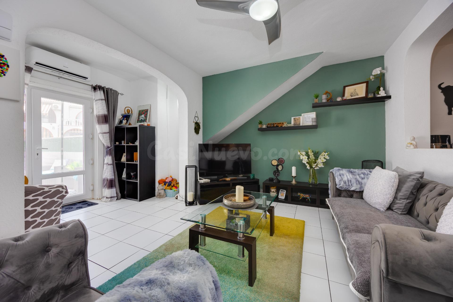 BUNGALOW DE 2 DORMITORIOS 1 BAÑO EN TORREVIEJA EN CHAPARAL