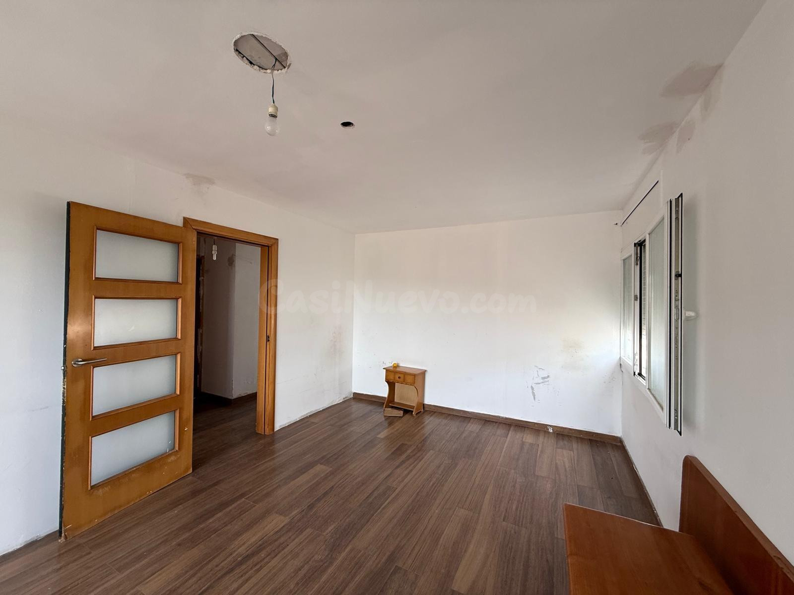 Chalet con jardín privado y gran potencial en La Pobla de Mo - foto 3