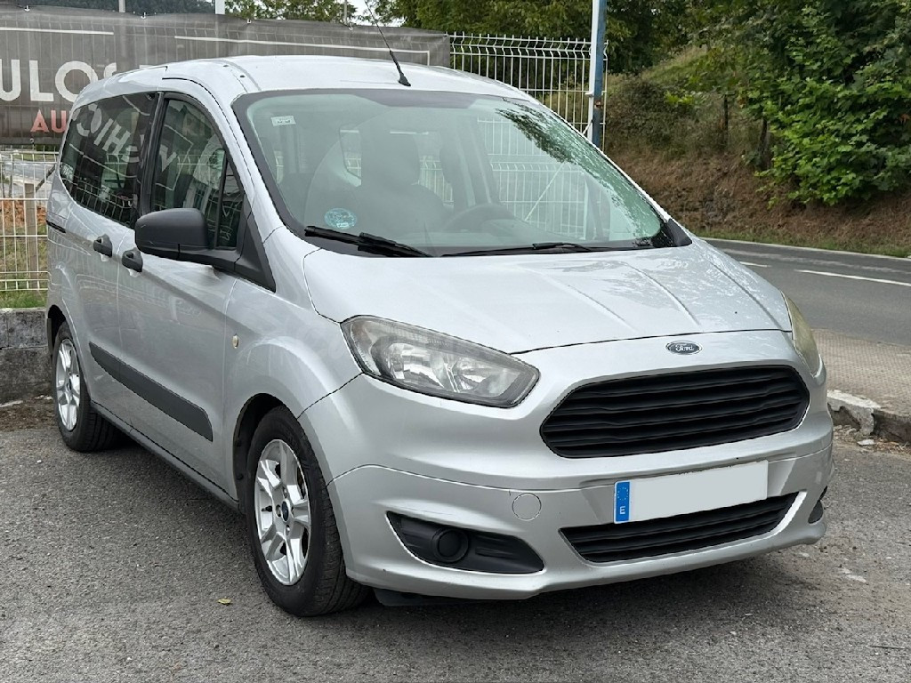 Ford Tourneo COURIER - foto 2