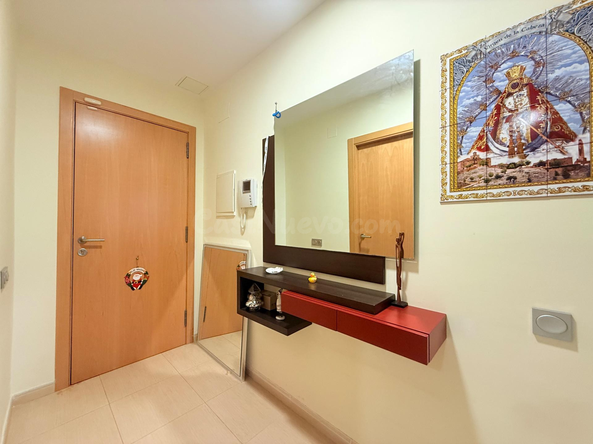 Acogedor y luminoso, apartamento en Camarles. - foto 5