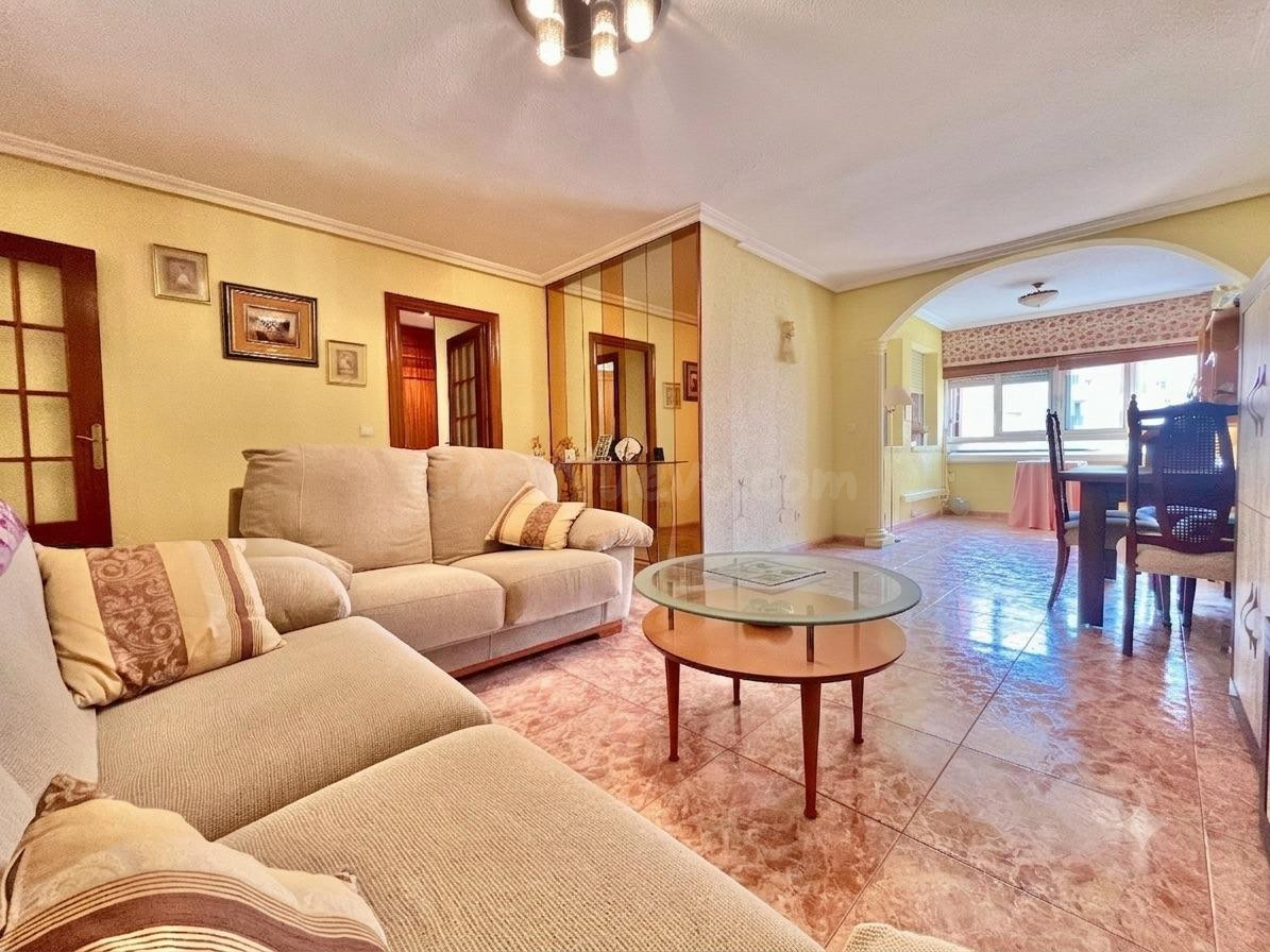 ¡Tu hogar de 4 dormitorios en Alicante junto al Bulevar del  - foto 2