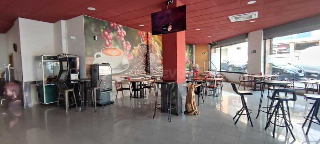 OPORTUNIDAD DE NEGOCIO EN PLENO FUNCIONAMIENTO - foto 2