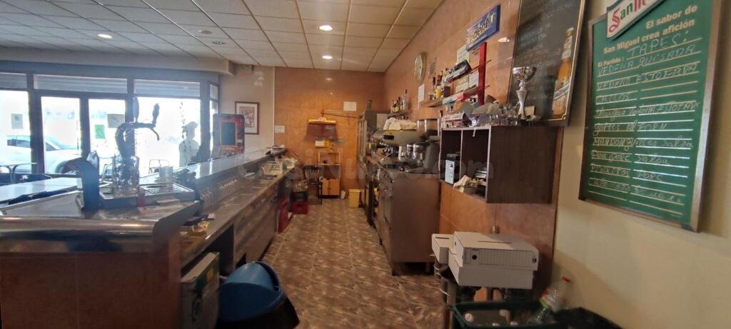 NEGOCIO DE RESTAURANTE CON VIVIENDA Y SOLAR EN BALSARENY - foto 2