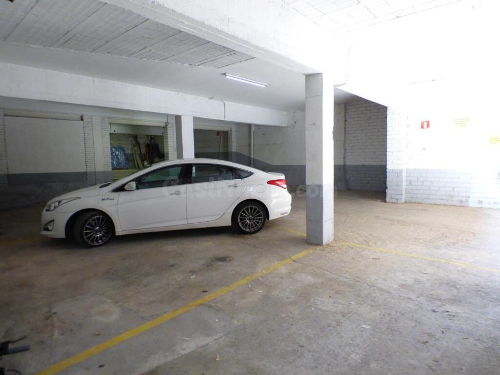 ? Casa para reformar en el corazón de Manresa, junto a Plaza - foto 3