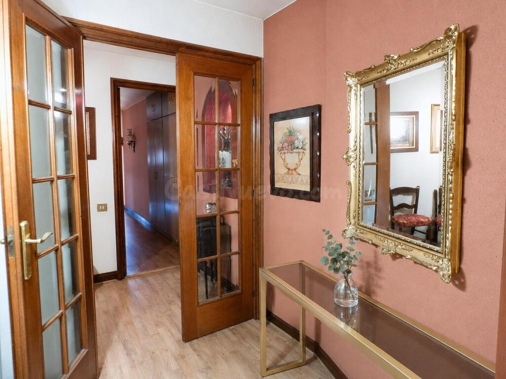 Exclusivo piso con vistas a Montserrat en pleno centro de Ma - foto 5