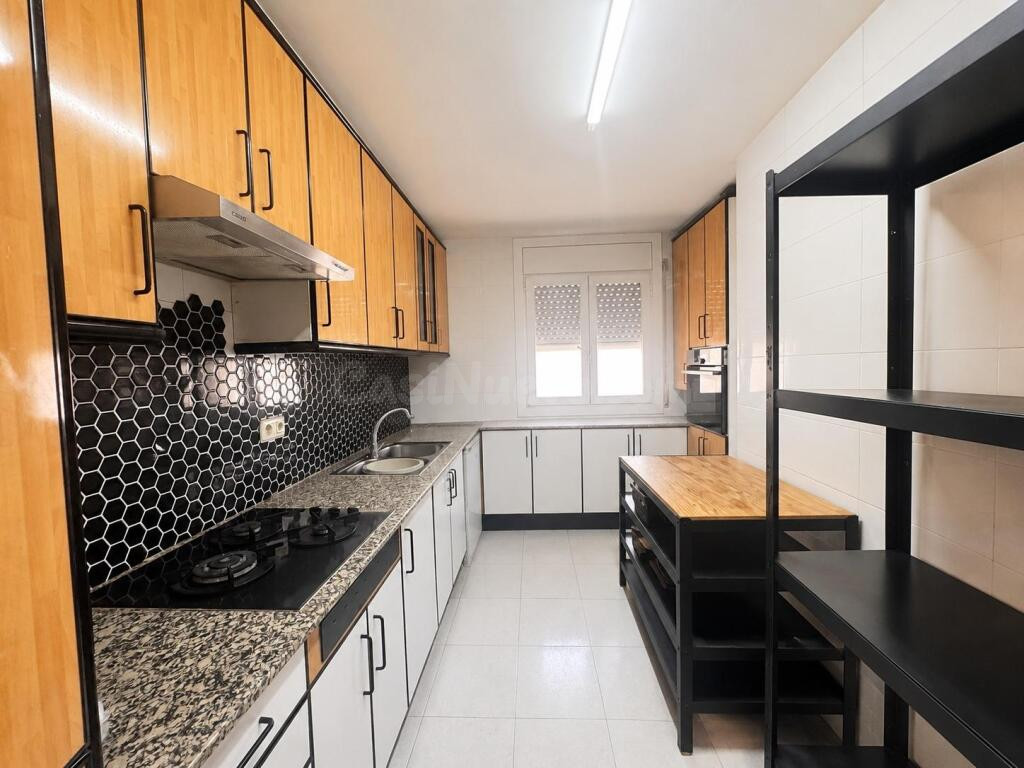 Exclusivo ático dúplex junto a las Bases de Manresa, con 191 - foto 7