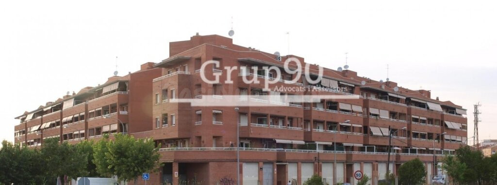 EL LOCAL IDEAL PARA TU NEGOCIO, 2.000M2 EN LLEIDA - foto 2