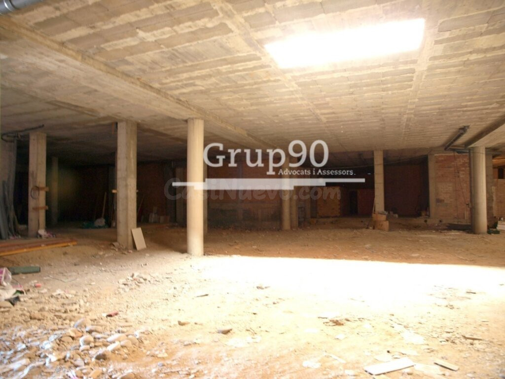EL LOCAL IDEAL PARA TU NEGOCIO, 2.000M2 EN LLEIDA - foto 12