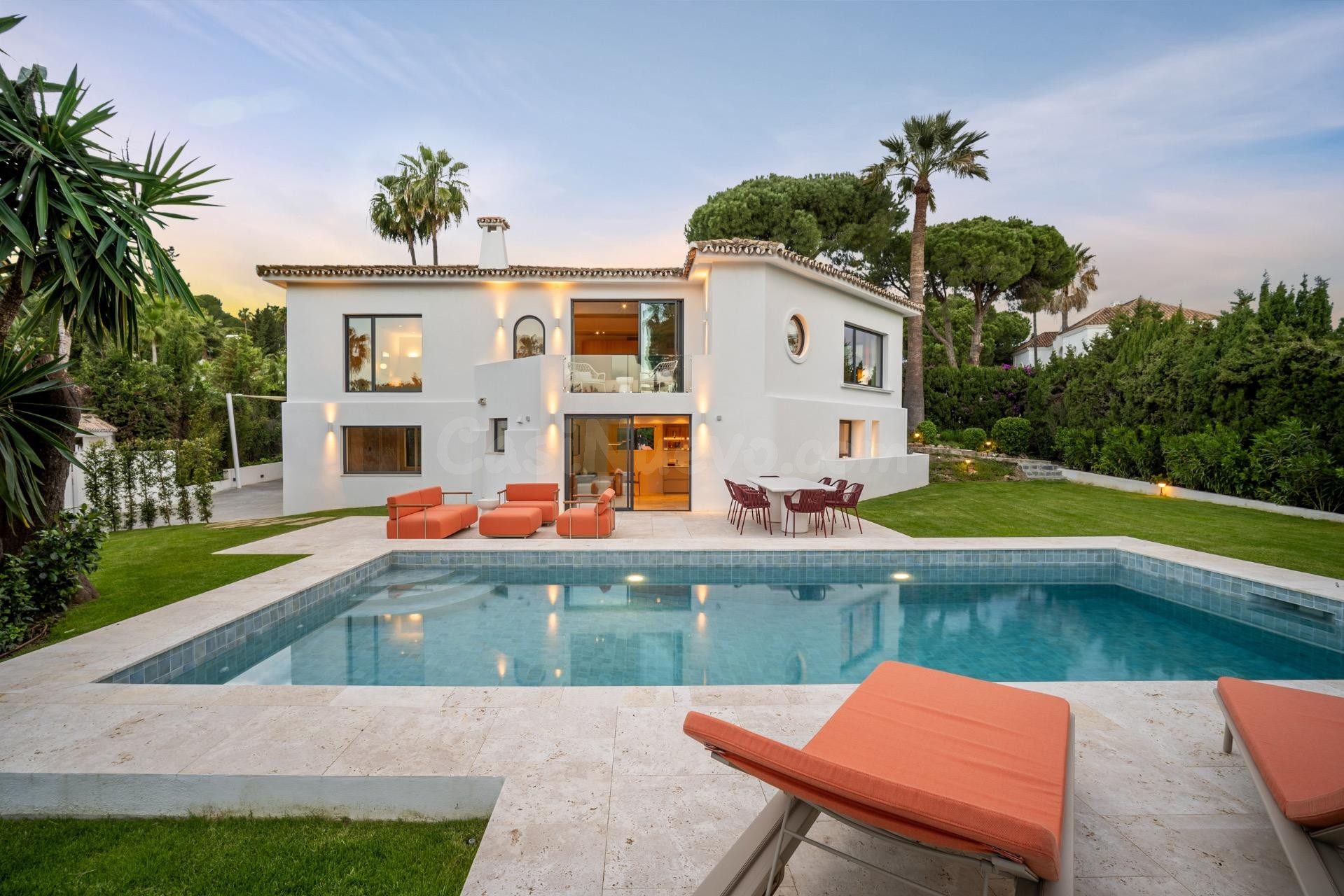 VILLA DE LUJO EN NUEVA ANDALUCIA, LAS BRISAS