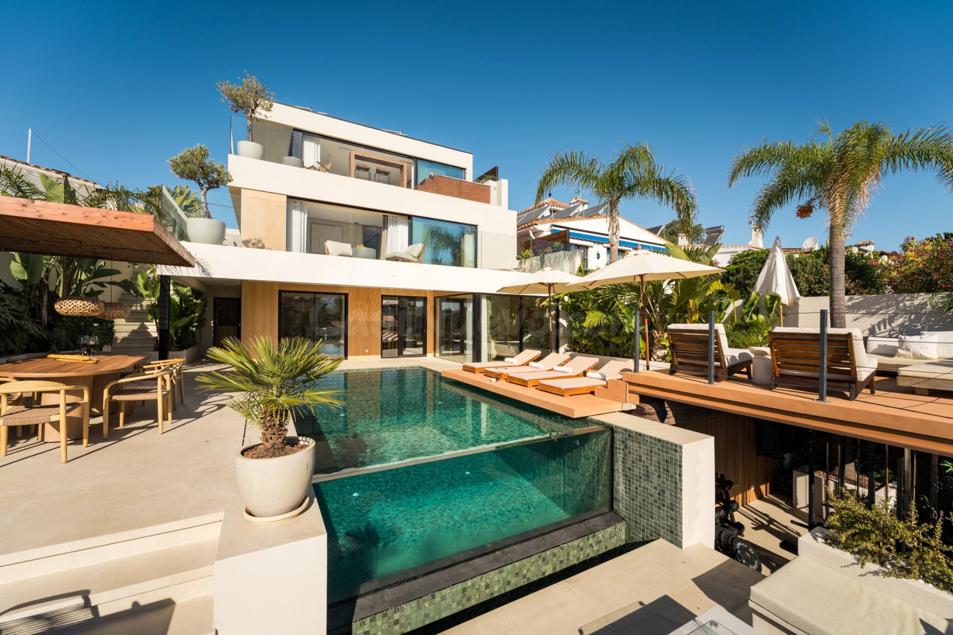 VILLA DE LUJO EN NUEVA ANDALUCIA, MARBELLA