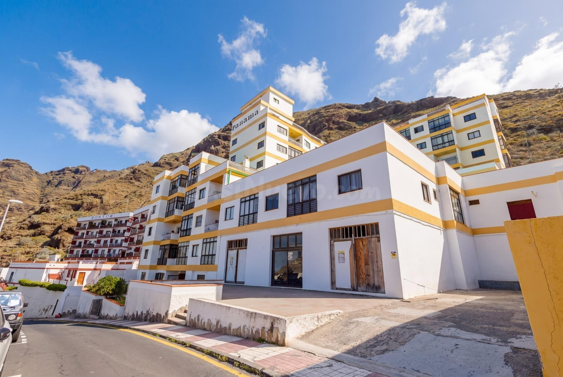 ¡Nuevo apartamento en venta en Bajamar con plaza de garaje incluida!