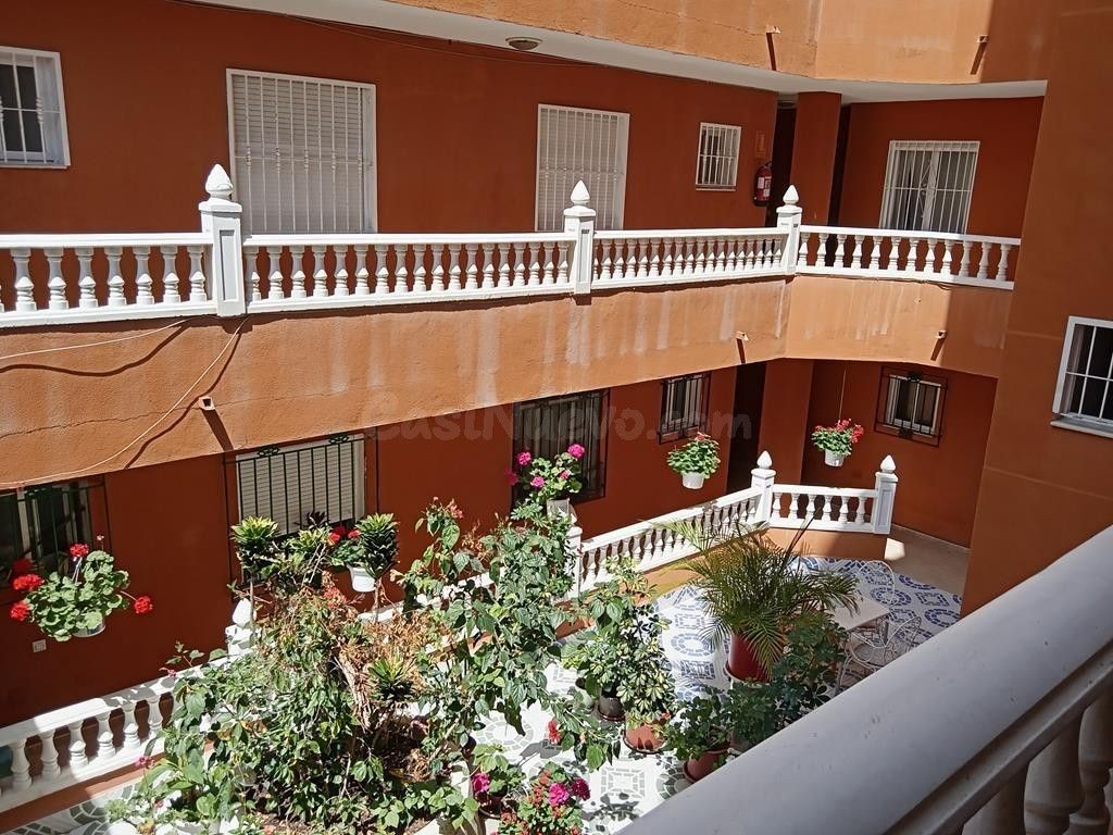 ✨ ¡LUMINOSO Y ACOGEDOR PISO DE 60 m2 CON BALCÓN EN EXCELENTE - foto 2