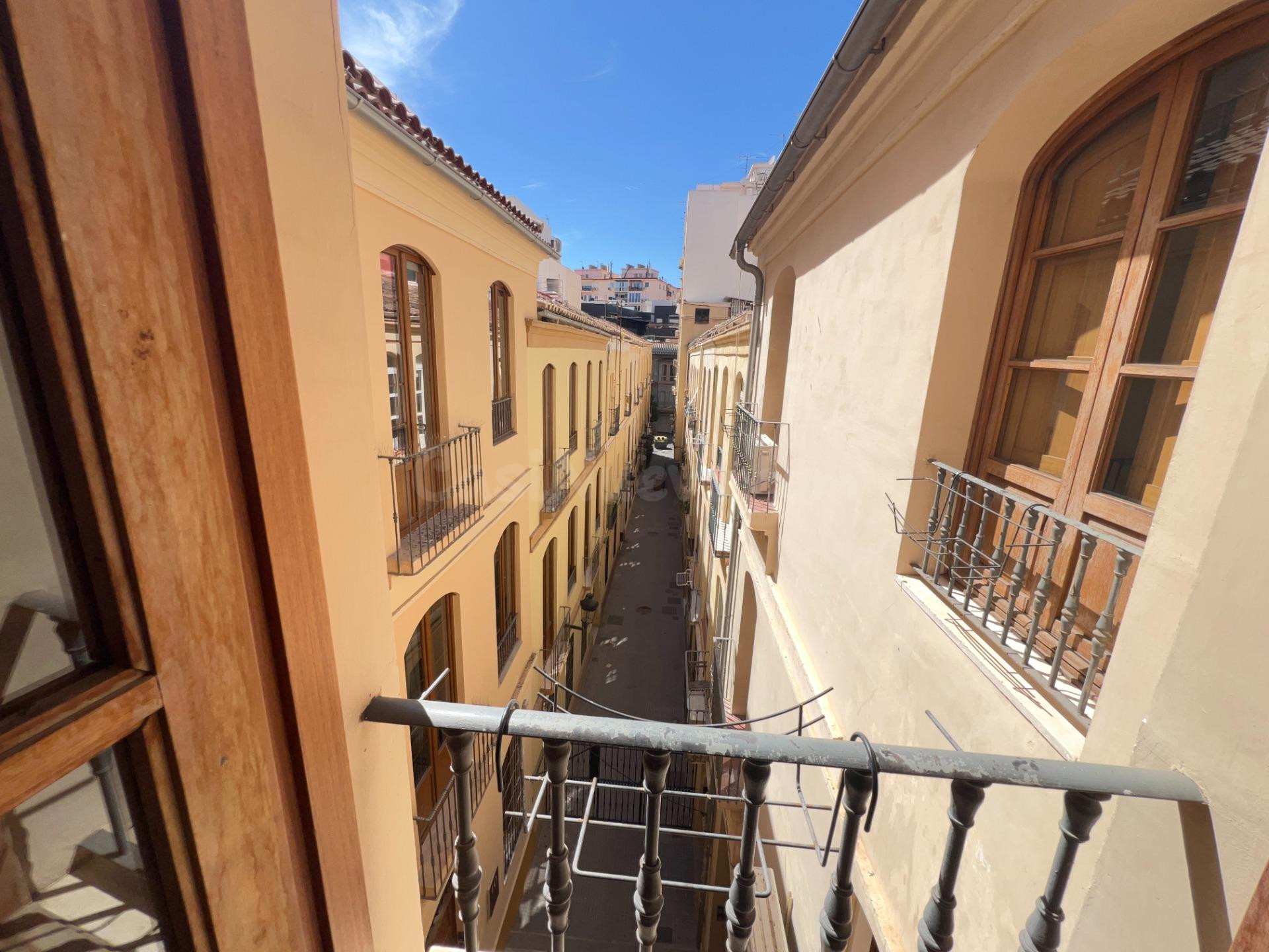 Rentabilidad Inmediata en el Centro Histórico de Málaga: Lot - foto 5
