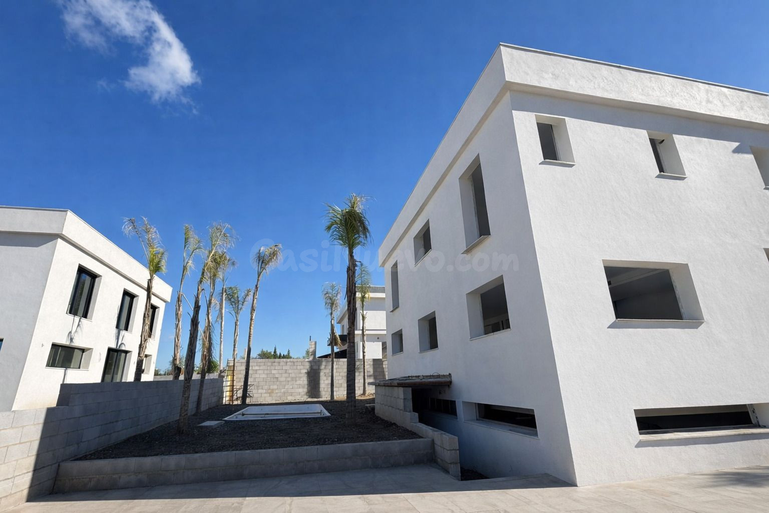 Chalet pareado moderno con piscina privada y semisótano en A - foto 2