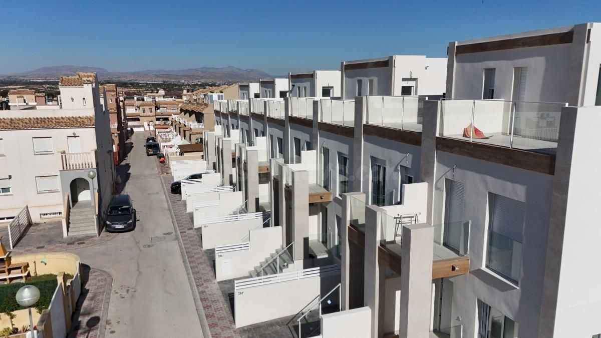 Adosado 2 habitaciones 118m² en venta - Avda. mediterraneo - foto 3