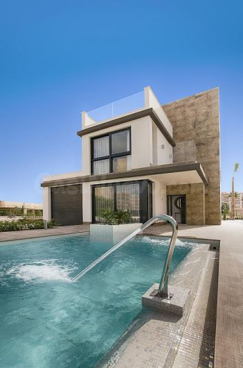 Villa 4 habitaciones 239m² en venta - Campoamor