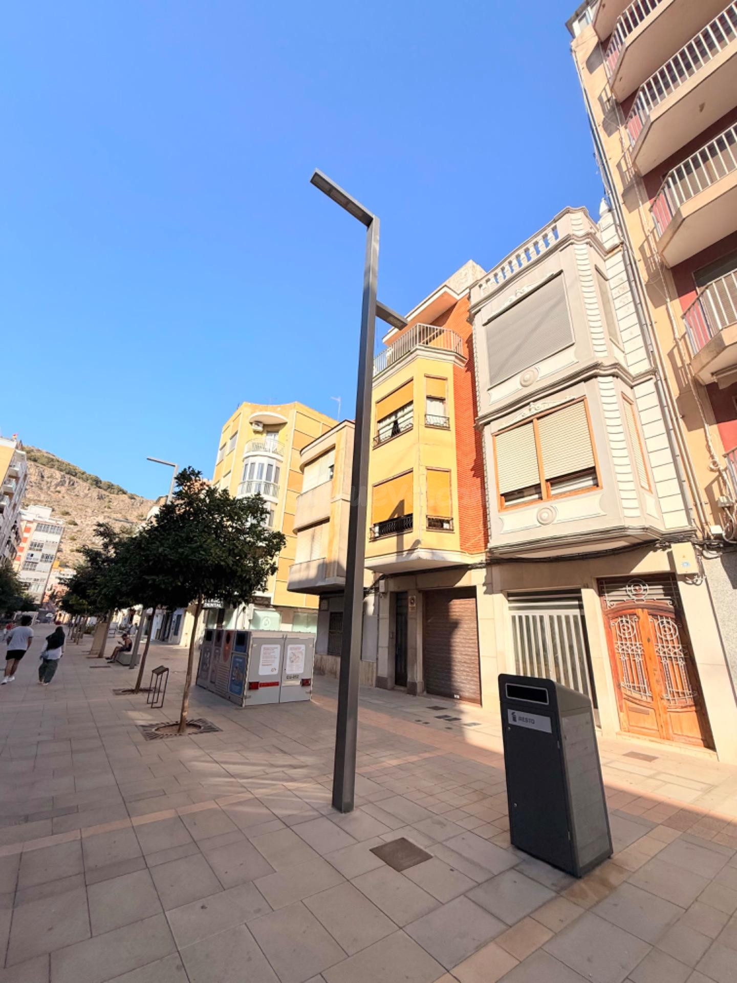Casa señorial en el centro de Cullera con planta baja (garaj - foto 3